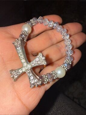 Crystal Beaded Cross Stretch Bracelet - Silver and Clear